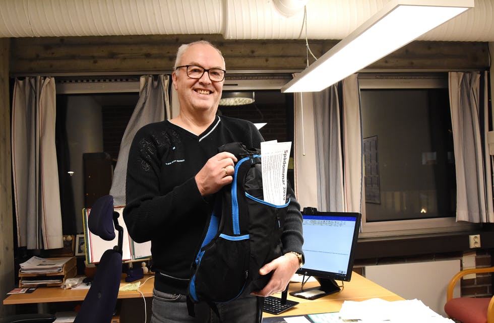 Askild Wiersen var den som tippa best om 2019 i Ryfylke sine spådommar for året. Det gav han ein sekk med mykje julesnop, nokre krus, eit handklede og ein paraply.